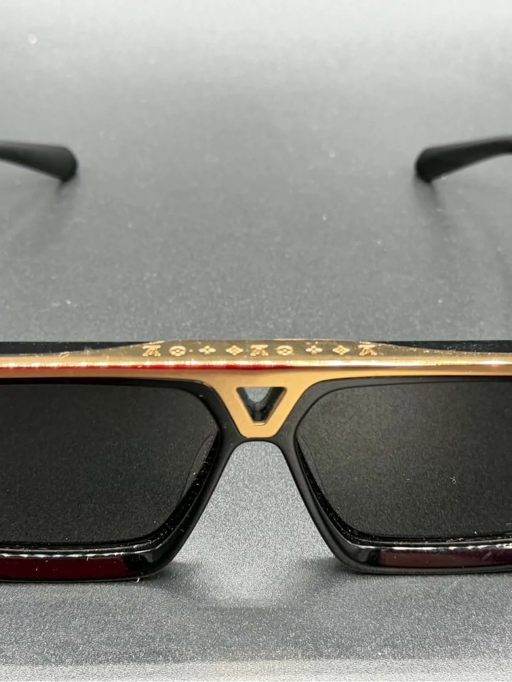 Louis Vuitton Black and Gold Rectangular Evidence Sunglasses